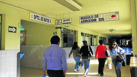 Hospitales no cumplen con compra de fármacos, ejecución de gasto baja 