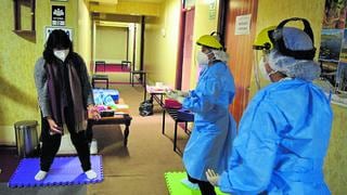 En Junín cerrarán cinco centros de atención donde se aíslan a 250 enfermos con COVID-19 