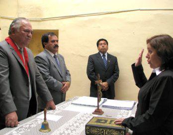 Se reúne con ronderos e instala juzgados penales