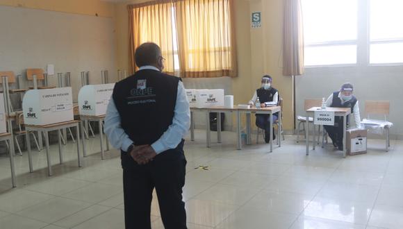 En Arequipa hubo una sola mesa para elecciones internas| Foto: Eduardo Barreda
