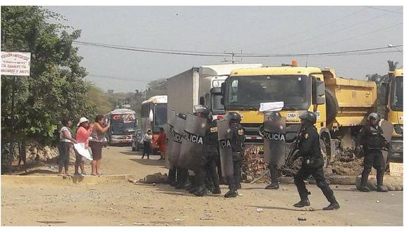Bombazos, violencia y disturbios durante manifestación en Mallares