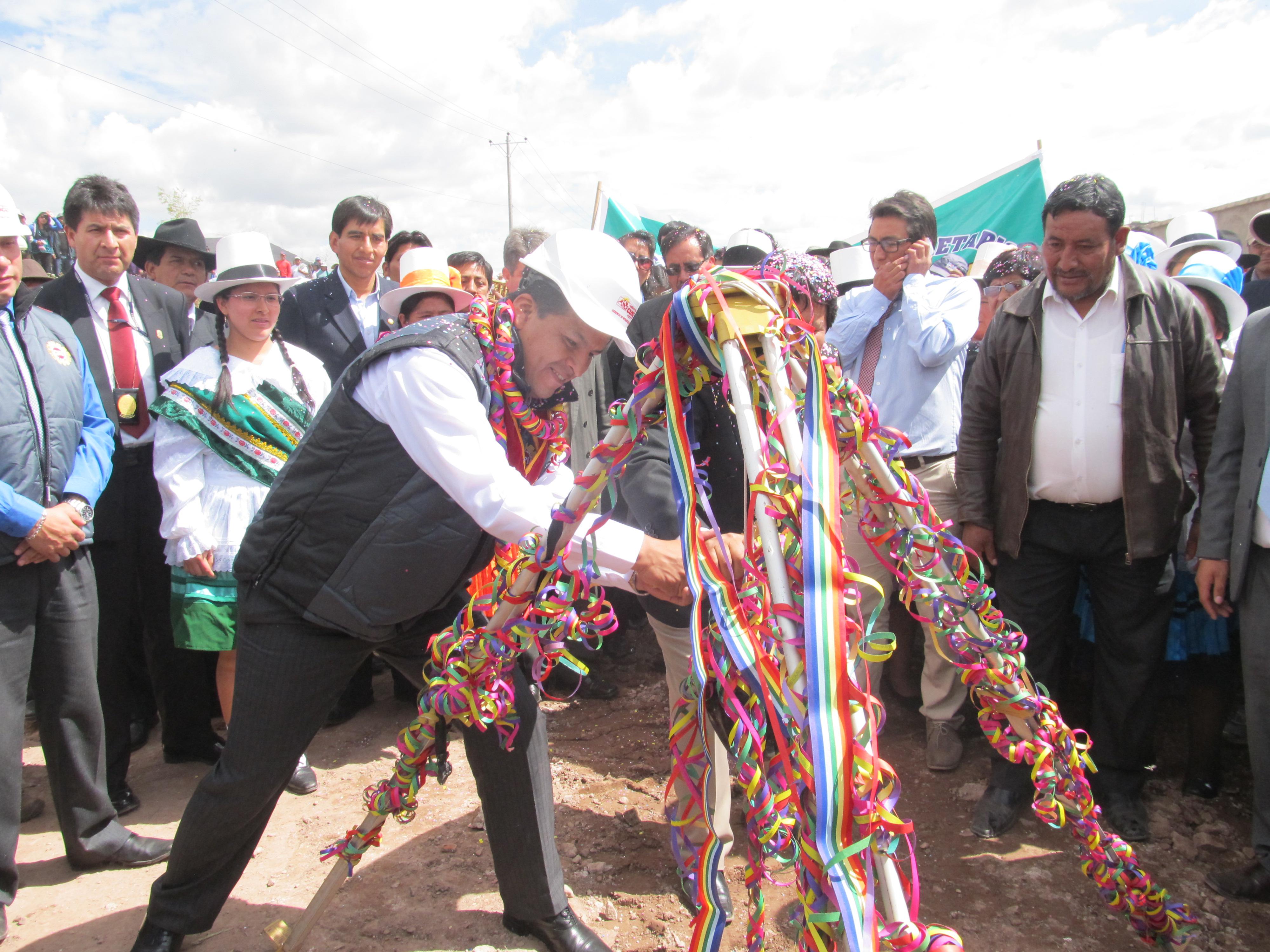 Vía Expresa se quedó  en la “primera piedra”