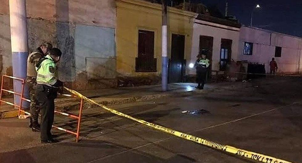 Abuelito fue acribillado en la puerta de su casa en el Callao (VIDEO