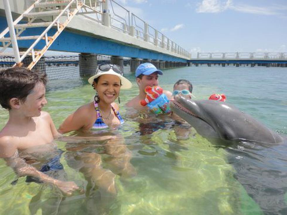 Las frivolidades de las hijas de Hugo Chávez y Cristina Fernández