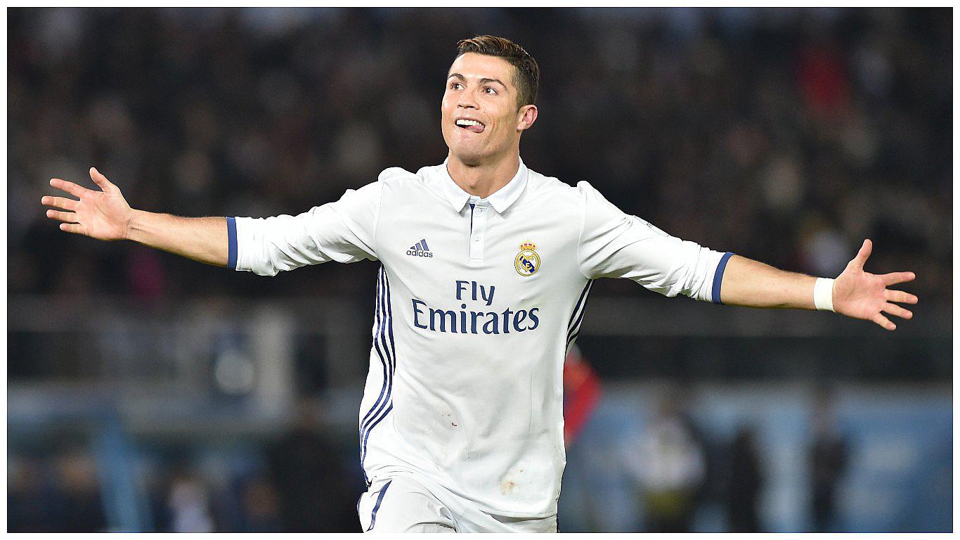 Cristiano Ronaldo premiado con el Globe Soccer Awards