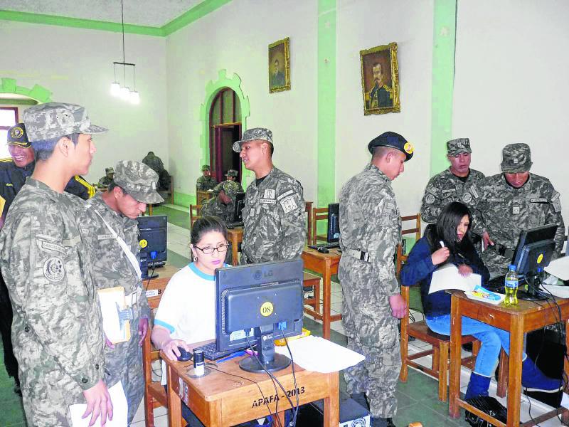 Soldados voluntarios al fin cuentan con el SIS