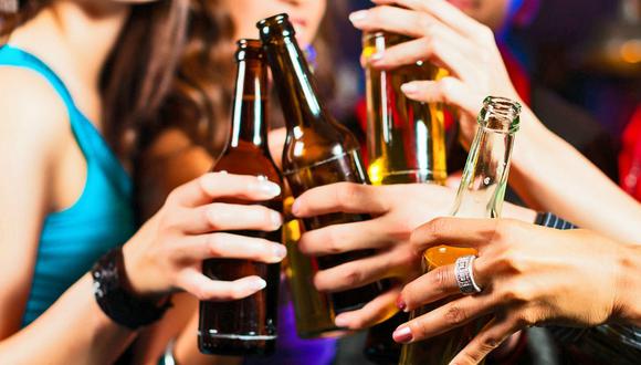 Cerveza: consumirla con frecuencia tiene beneficios para las mujeres