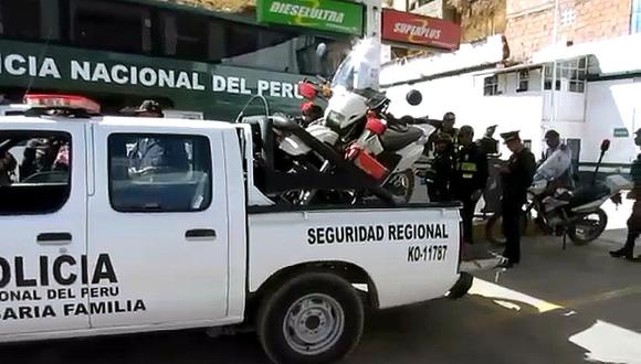 Así fue la detención de policías por presunto robo de combustible en Cusco (VÍDEO)