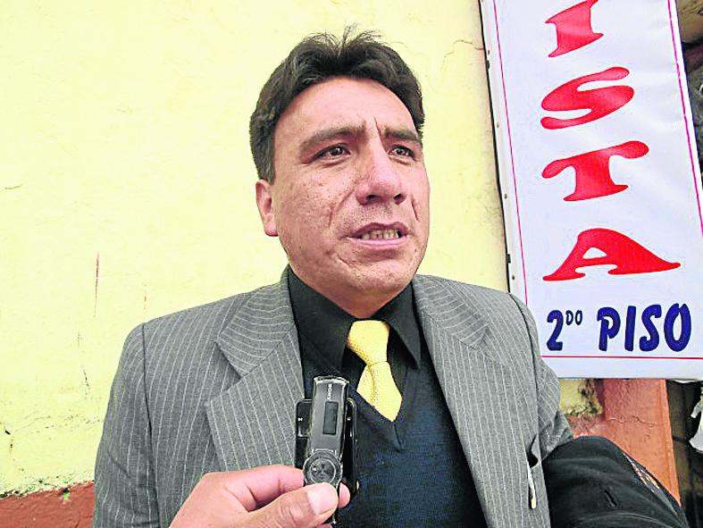 Exdirector de agricultura cuestiona su destitución 