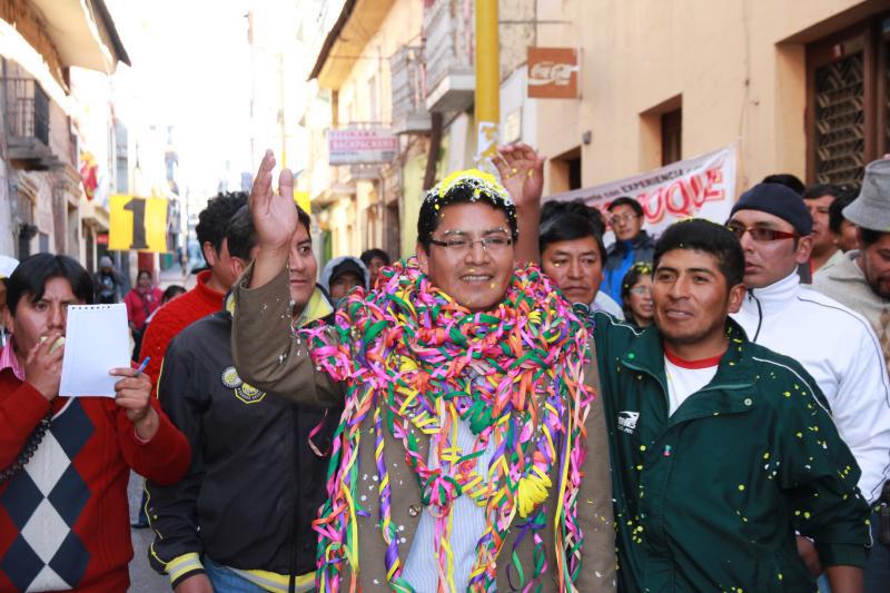 Candidato Javier Ponce quedaría fuera de carrera