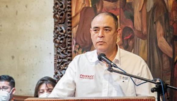Luis Martín Mesones Odar defendió la decisión del Ejecutivo y se mostró a favor del incremento del de S/930 a S/1 mil 25. (Foto: Leonardo Cuito)