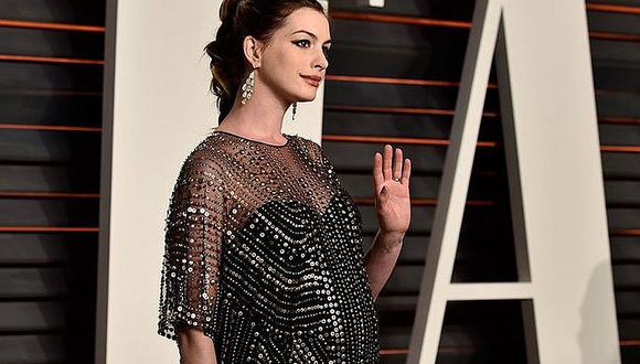 La actriz Anne Hathaway, mamá por primera vez de un niño