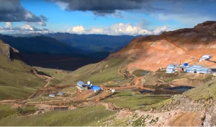 Comuneros tomaron instalaciones de minera Anabi en Haquira