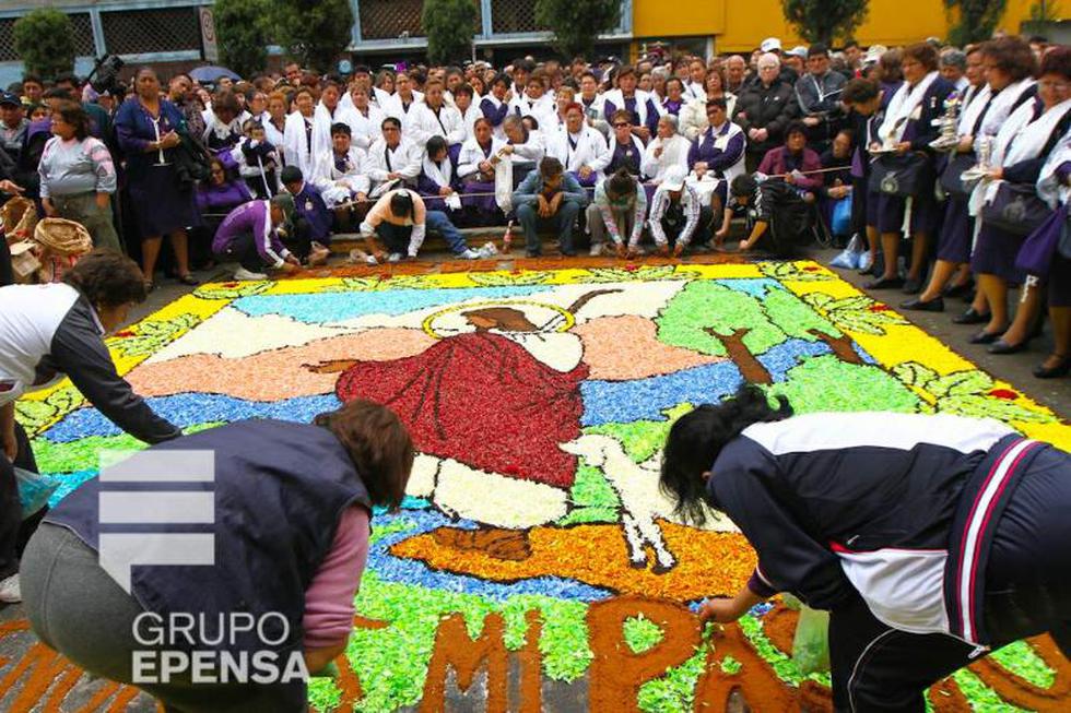 FOTOS: Así fue el retorno del Señor de los Milagros a Las Nazarenas