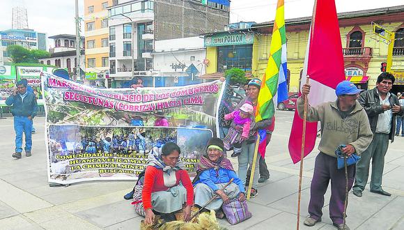 ​Con plantón, comuneros de Cobriza  piden devolución de tierras