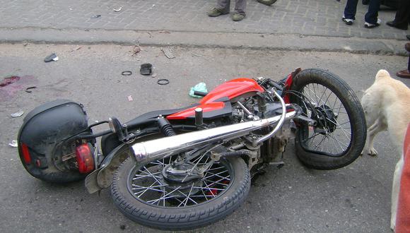 Motociclistas quedan gravemente heridos tras colisionar en Kelluyo 