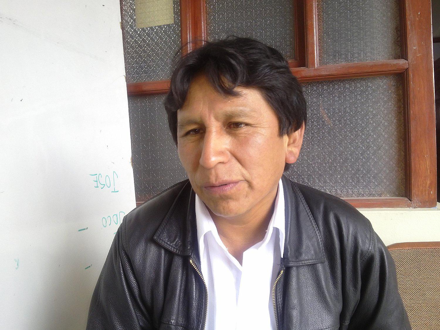 Presentan revocatoria contra consejero Vicente Chaupin Huaycha