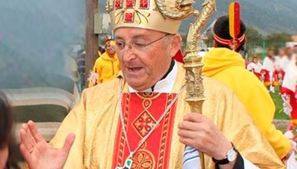 Vaticano absuelve a obispo chileno acusado de abuso sexual