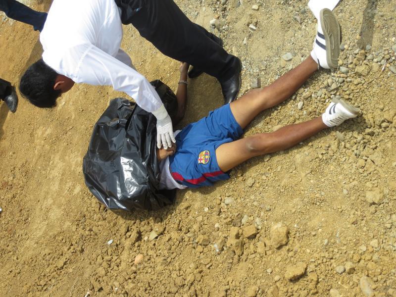 Matan a 'Toto' y lo arrojan en invasión