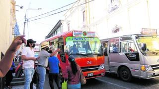 Subida de pasaje enfrenta a empresarios y a la municipalidad de Arequipa