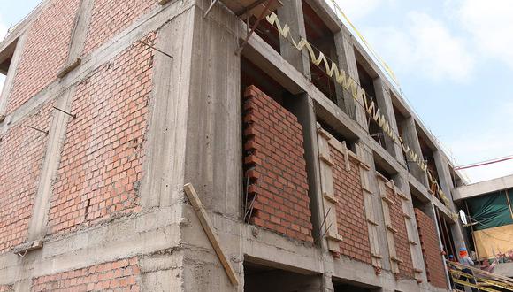 Reinician construcción de colegio luego de acuerdo entre Apafa y Construcción Civil