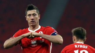Robert Lewandowksi sufre lesión con Polonia a diez días del Bayern Munich vs. PSG por Champions 