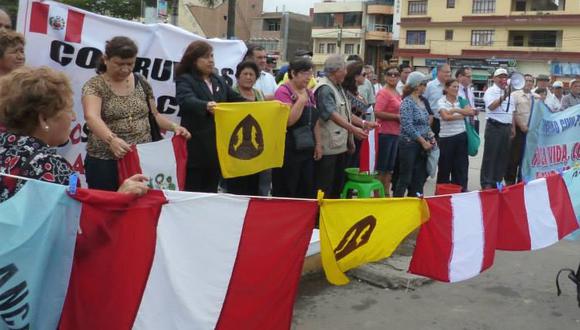 Chimbote: Realizarán lavado de banderas por la corrupción en Áncash