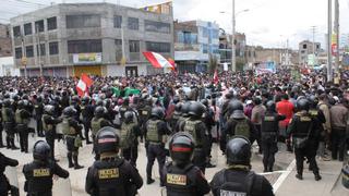 Tregua en la mesa pero protesta siguió en las calles