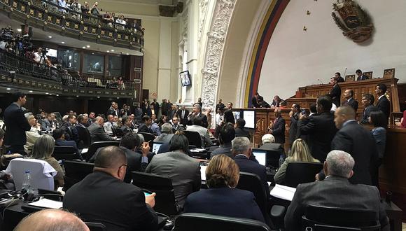 Asamblea Nacional de Venezuela aprueba ley que regirá eventual transición de poder 