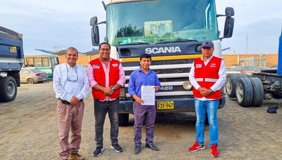 Alcalde también gestiona con la Municipalidad Provincial de Trujillo tres camionetas para seguridad ciudadana.