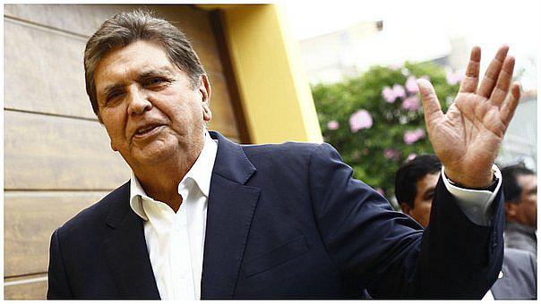Alan García regresa al Perú y habla de su visita a la Costa Verde