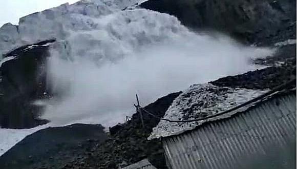 Avalancha de hielo sepulta bocamina en La Rinconada