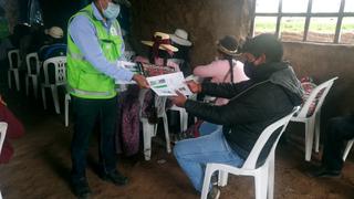 Capacitan en monitoreo ambiental a pobladores del distrito de Mañazo, en Puno