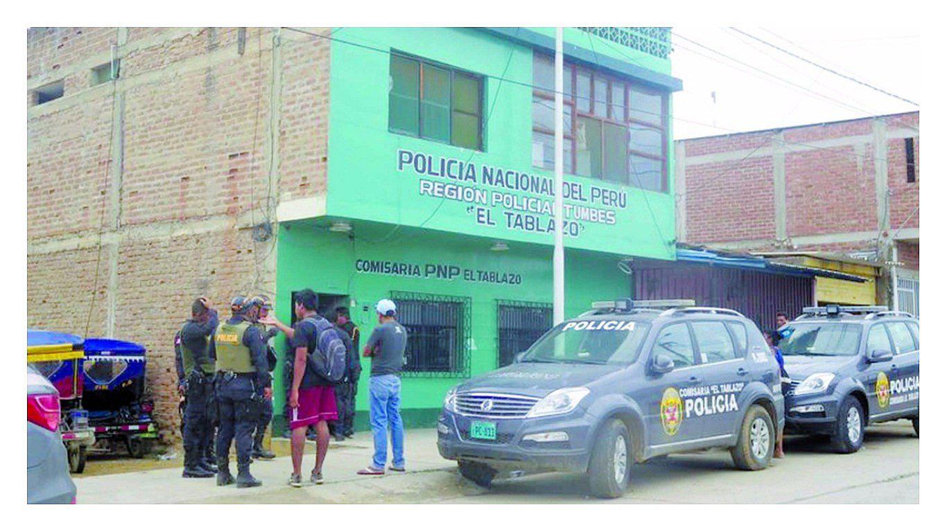 Policía hiere a su compañero de trabajo durante el relevo en la comisaría El Tablazo