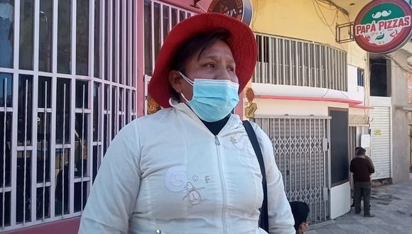 Yolanda Lima Condori, una de las dirigentes del barrio, dijo que están totalmente desprotegidos. (Foto: Feliciano Gutiérrez)