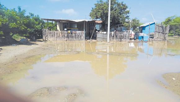 Pobladores realizan denodados esfuerzos para mitigar los efectos de las inundaciones. Ellos siguen demandando que las autoridades cumplan con destinar maquinaria y materiales, que permitan avanzar en las labores de encauzamiento.