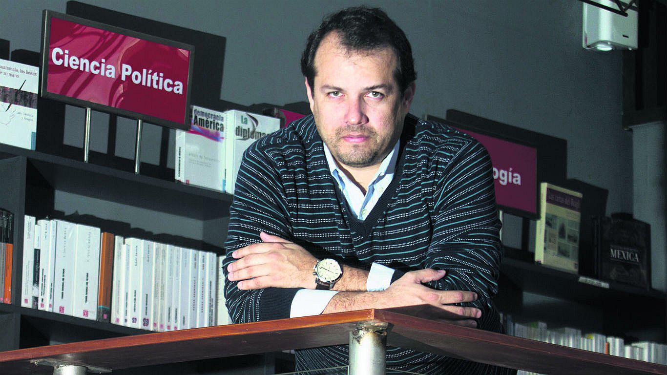 Jerónimo Pimentel, escritor peruano: “Busco lenguajes que expresen mundos distintos”