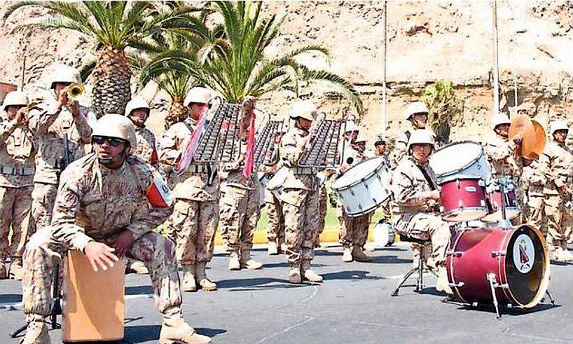 Usan cajón peruano para celebrar Aniversario de Independencia de Chile (VIDEO)