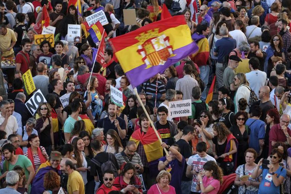 España: Manifestantes piden referéndum para abolir la monarquía (FOTOS)