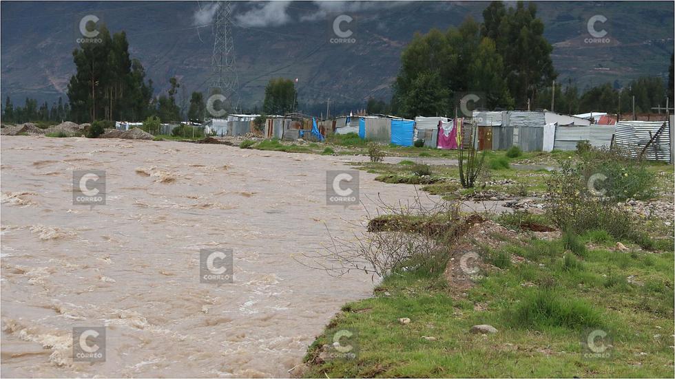 Río Mantaro se desborda y amenaza  a cientos de familias (FOTOS Y VIDEO)