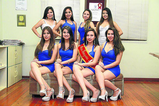 Coronan hoy a Miss Verano Arequipa 2017 en La Bóveda