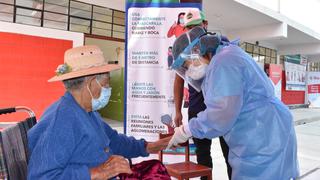 Vacunarán a 5,853 personas mayores de 80 años en Tacna