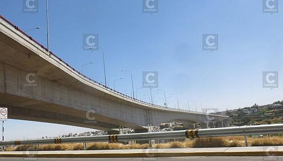 Arequipa: Cuestionan demora  en investigación sobre puente Chilina
