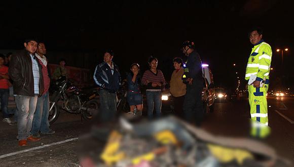Motociclista muere atropellado en Villa el Salvador