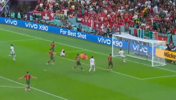 Portugal amplió la ventaja gracias al gol de Guerreiro. Foto: Captura de pantalla de DIRECTV Sports.
