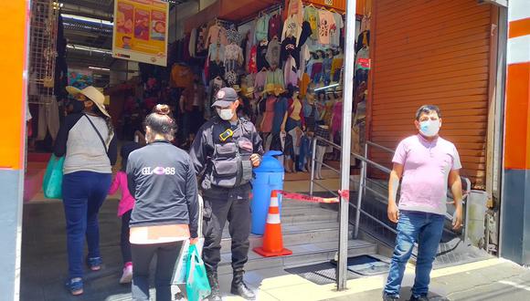 Directiva de centro comercial convoca a reunión para acordar movilización para que abran la frontera con Chile