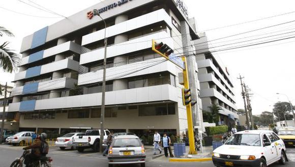 El Ministerio de Salud se pronunció sobre un presunto caso de vacunación irregular en la clínica San Pablo. (GEC)