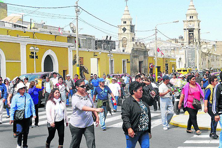 Trabajadores de la UNICA acatan paro de 48 horas