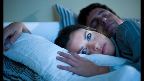 Según estudio, personas con mayor IQ se duermen más tarde