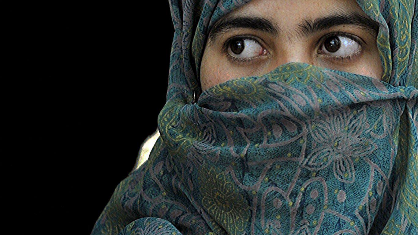 Pakistán: Consejo local ordenó violación de adolescente como castigo por otra violación